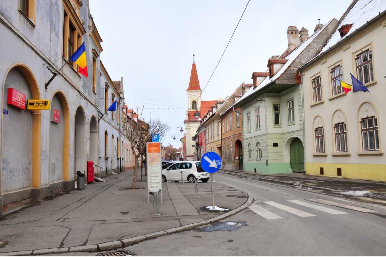 Ronis Apartments Sibiu Exterior photo