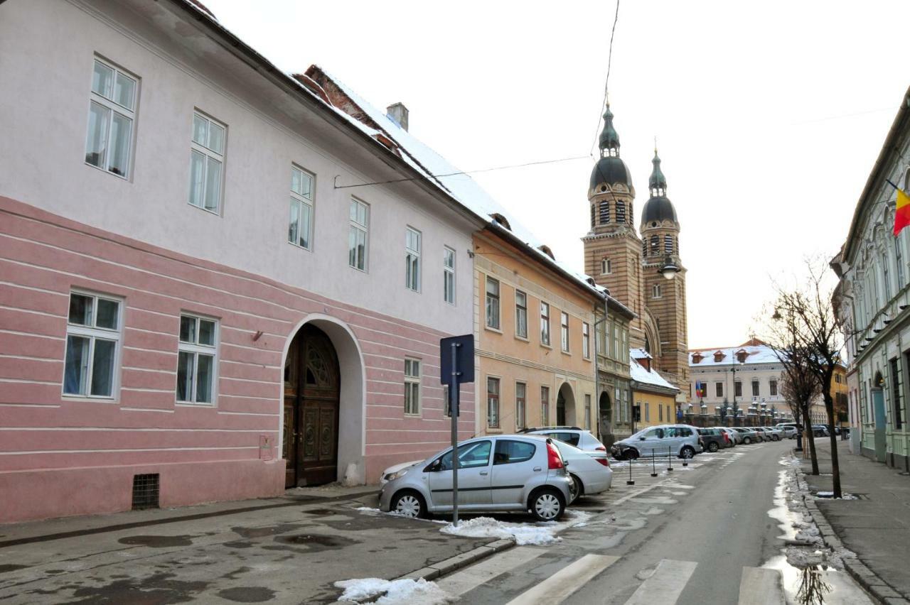 Ronis Apartments Sibiu Exterior photo